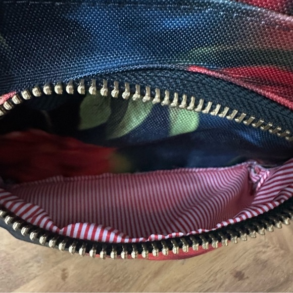 Herschel Supply Co. Mini Nova Backpack Blurry Roses Red/Black Gold Hardware - Picture 6 of 11